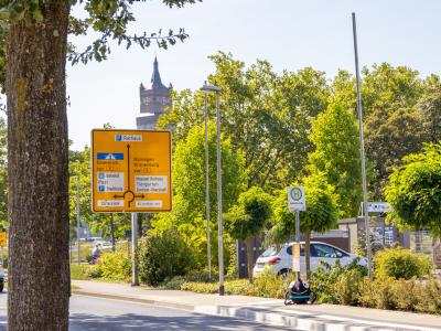 Erst kürzlich wurde die Bushaltestelle an der Ludwig-Jahn-Straße barrierefrei ausgebaut.