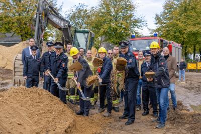 Spatenstich Feuerwehrgerätehaus Materborn 1